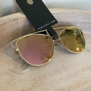 NWT pink/gold mirrored sunglasses